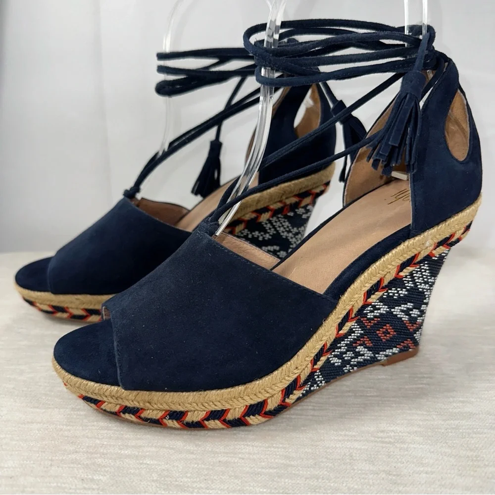 Cabi 6001 Women's US 6 Medium Navy Isla Wedge Ikat Suede Ankle Tie Sandals